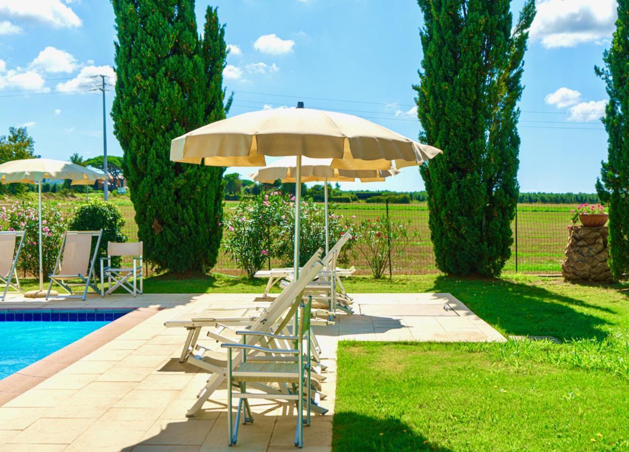 Appartamenti In Residence Villa Santa Maria San Vincenzo Exteriör bild